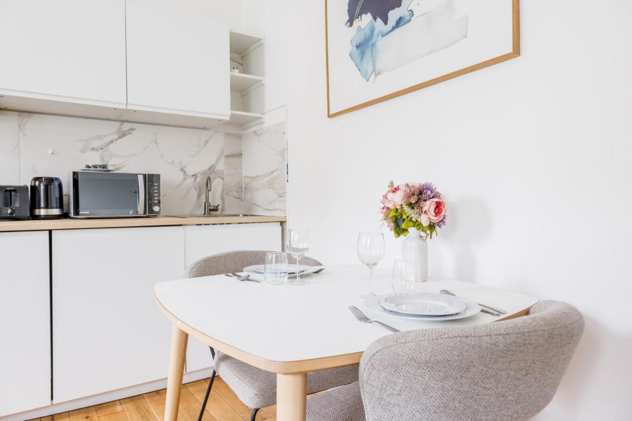 Cosy Apartment - 1Br-4P - Faubourg-Du-Roule Париж Екстериор снимка